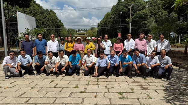 Từ Đài tưởng niệm đến ý chí người đảng viên